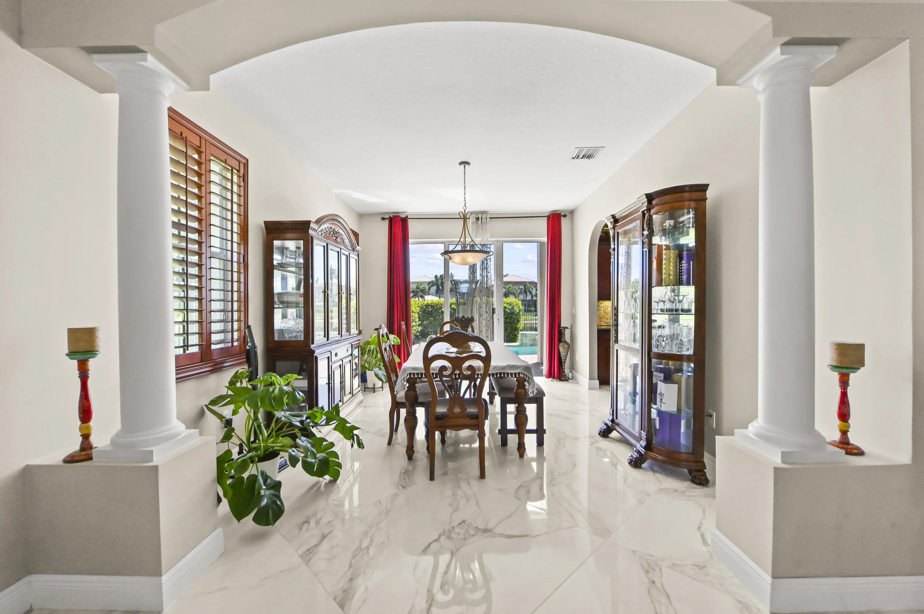 09 Dining room 01