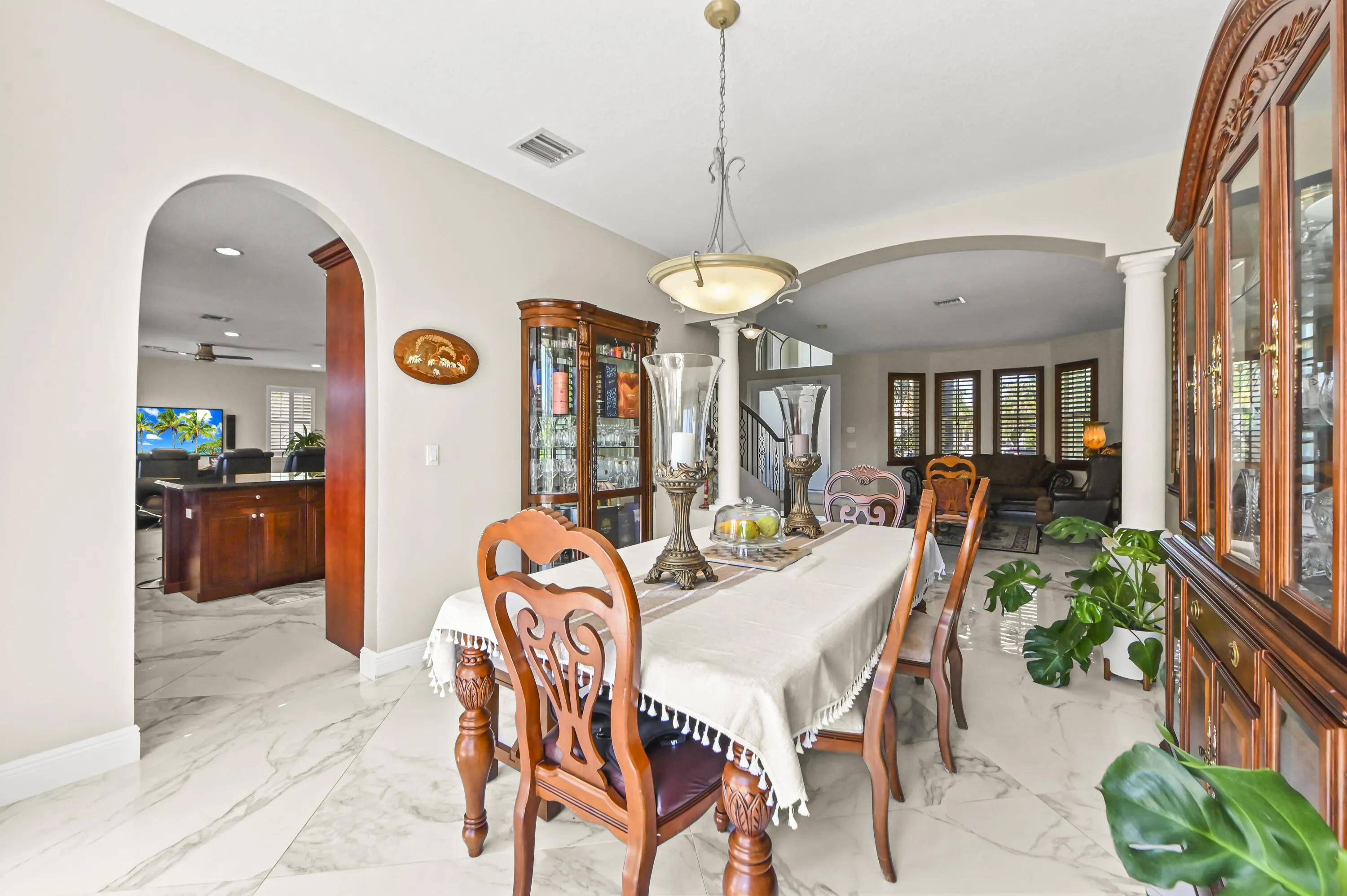 11 Dining room 03