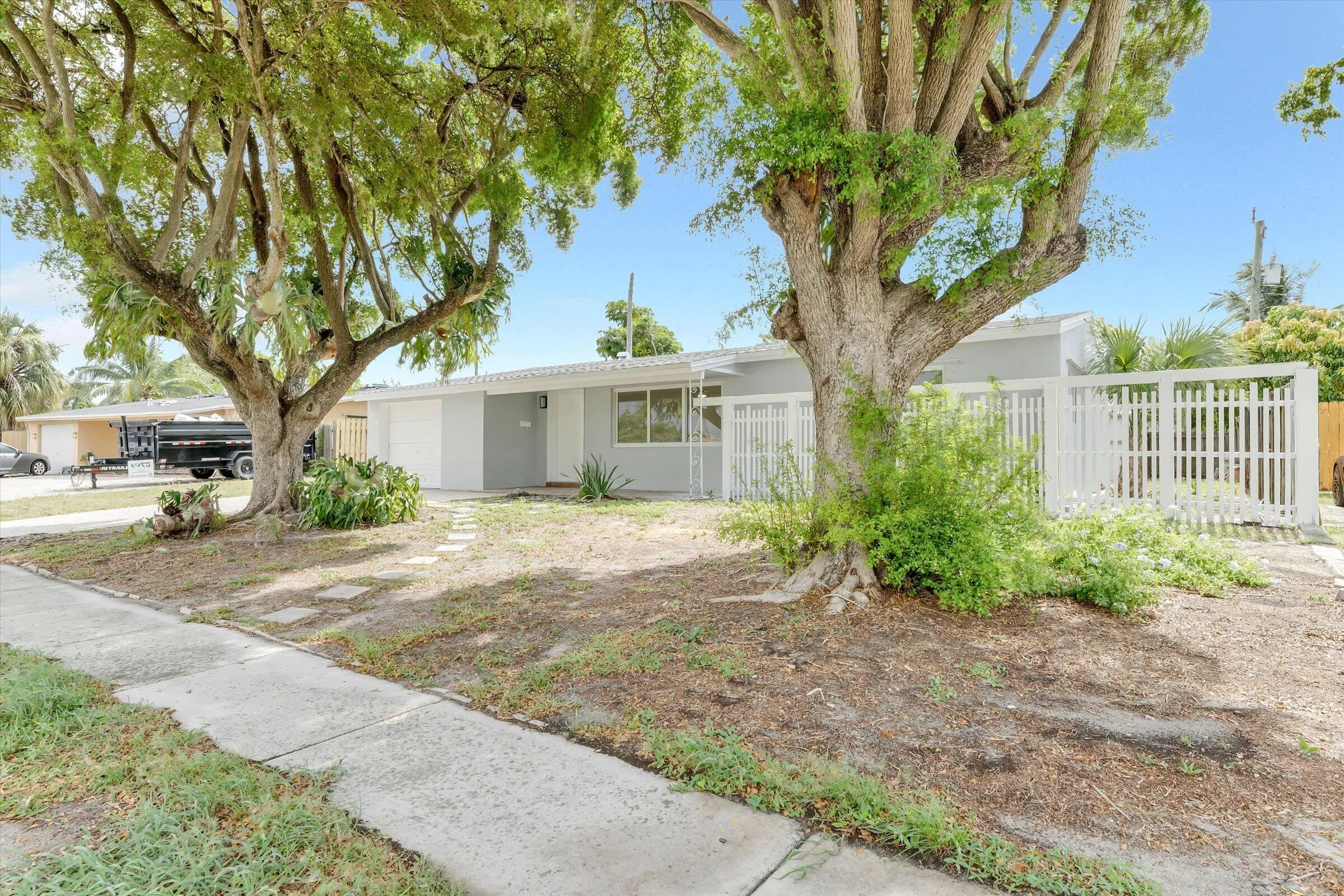 30-1404 SW 1st Ave-30