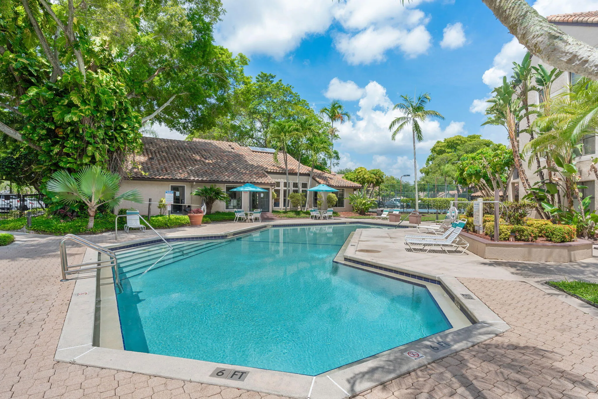 24-web-or-mls-4541 W McNab Rd 17 Pompano