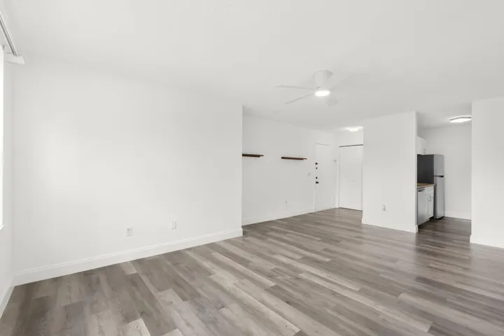 3-web-or-mls-4541 W McNab Rd 17 Pompano