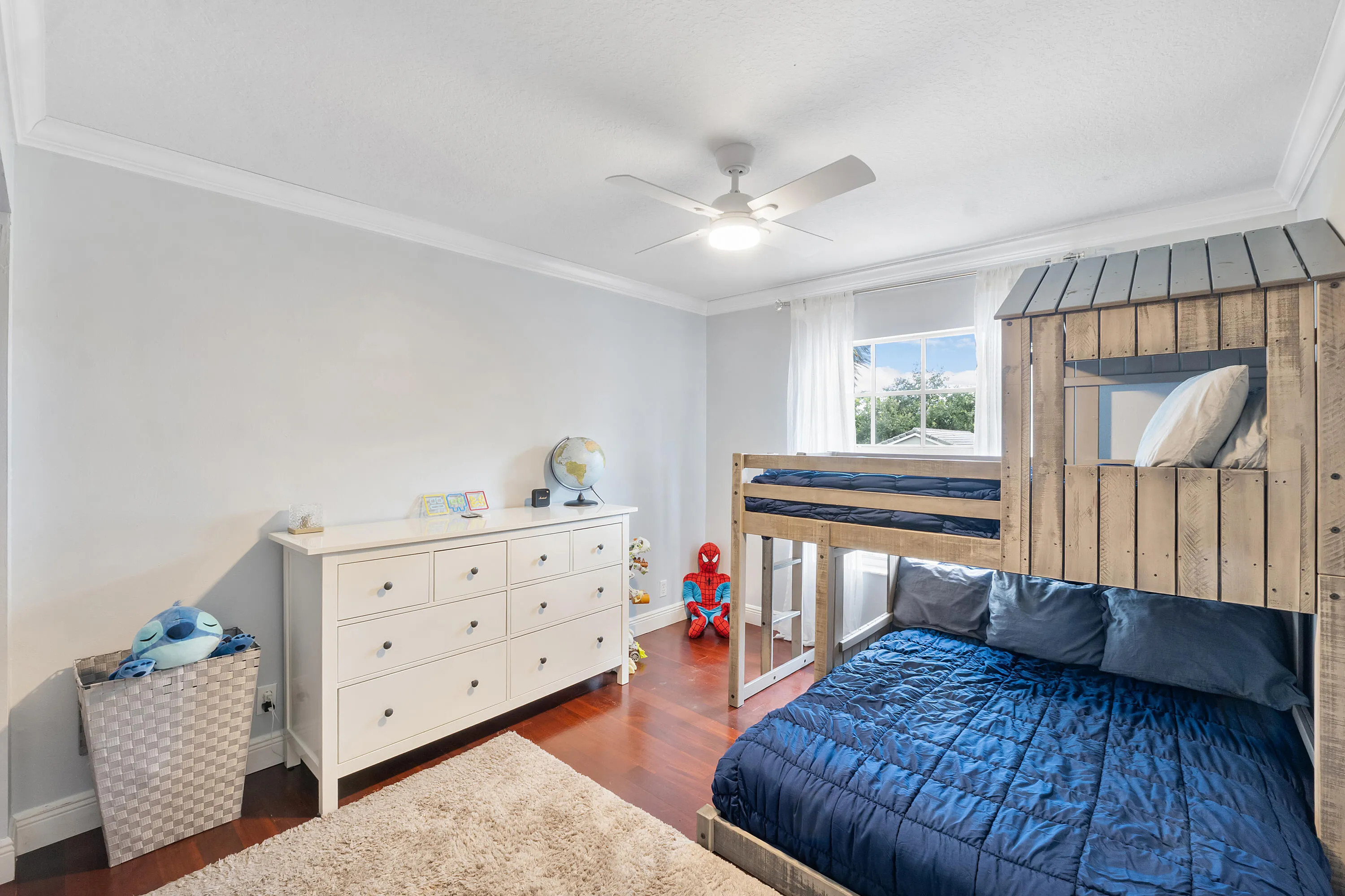 BEDROOM 3 (SECOND LEVEL)