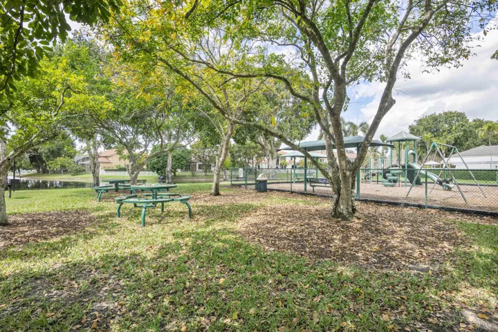 11601 NW 13th Manor_056