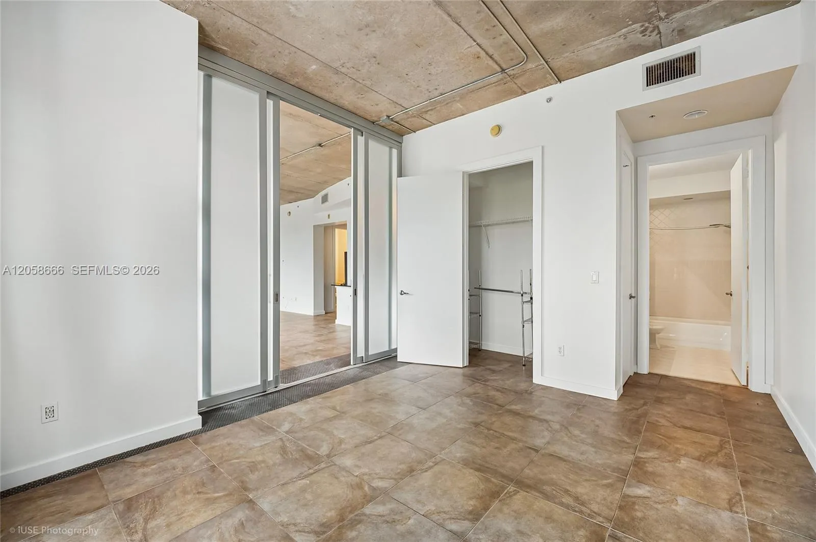 Secondary bedroom