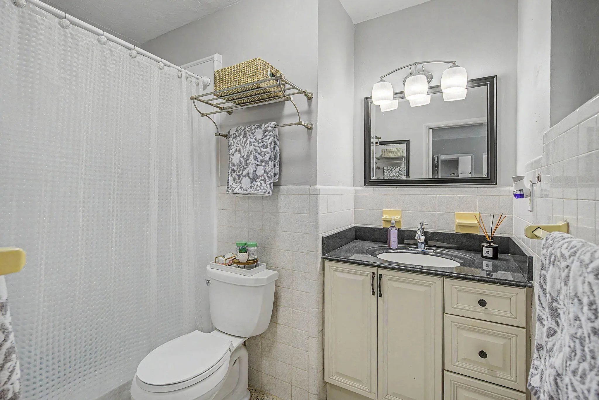 46-web-or-mls-2740-sw-16th-st