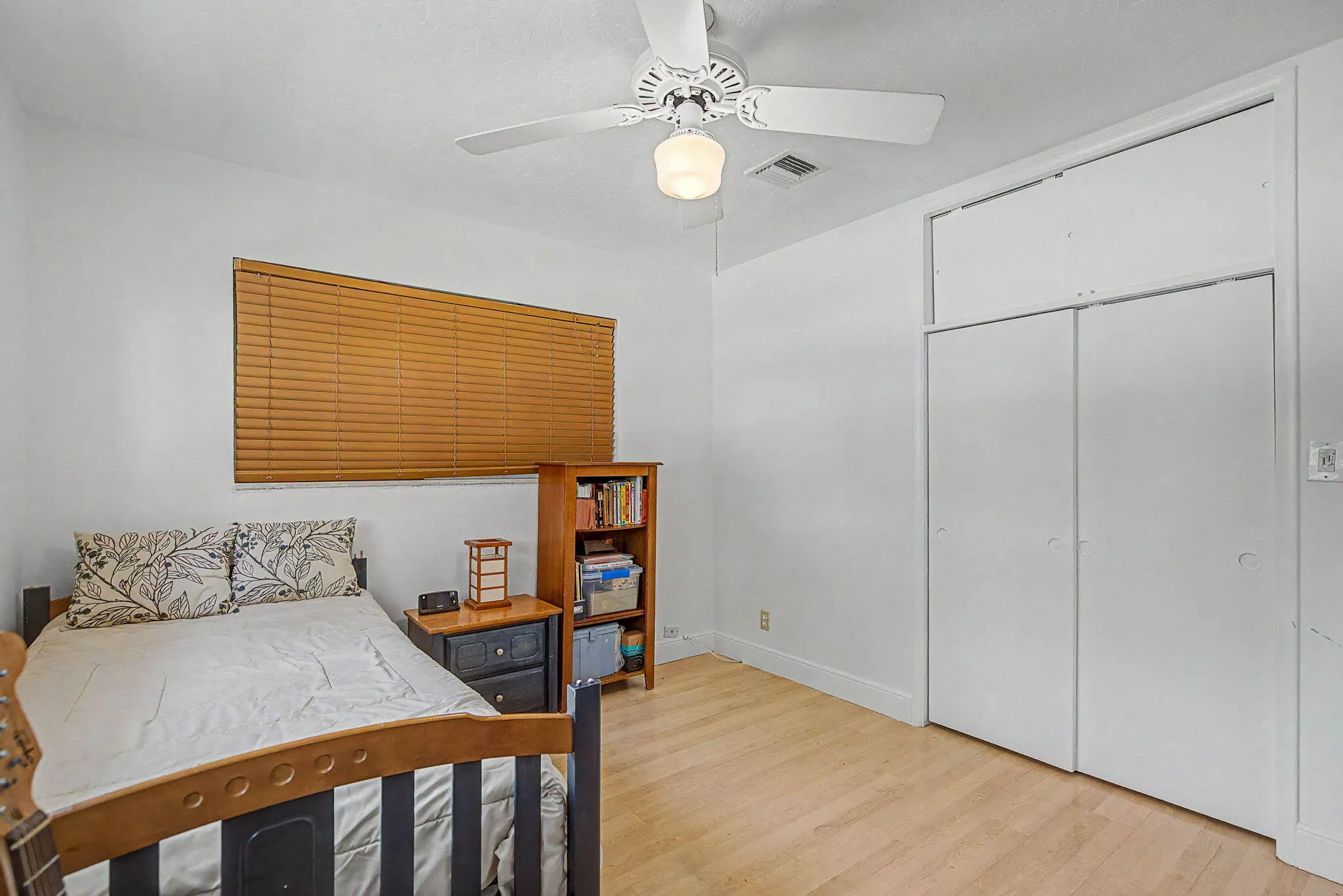 36-web-or-mls-2740-sw-16th-st