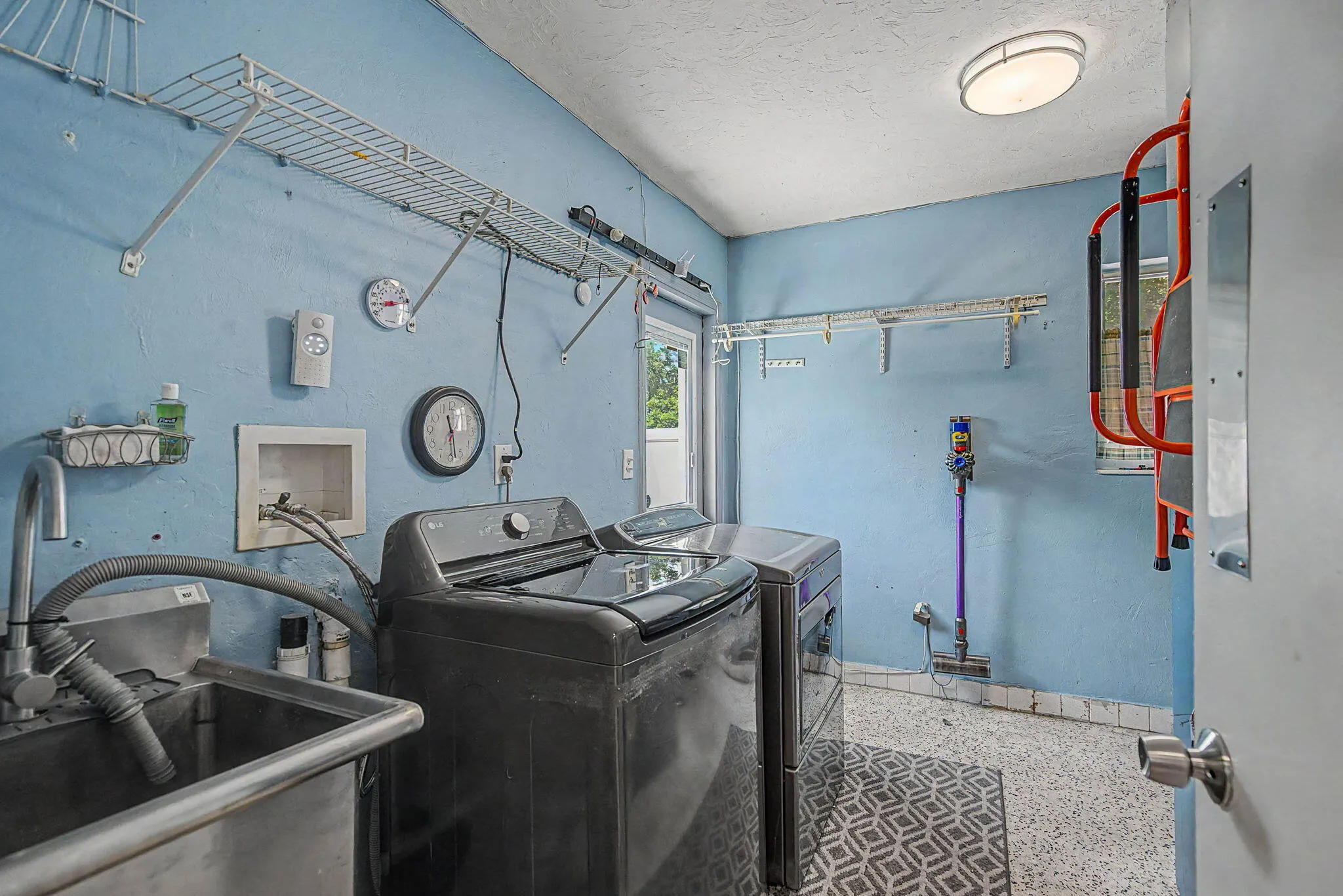 41-web-or-mls-2740-sw-16th-st