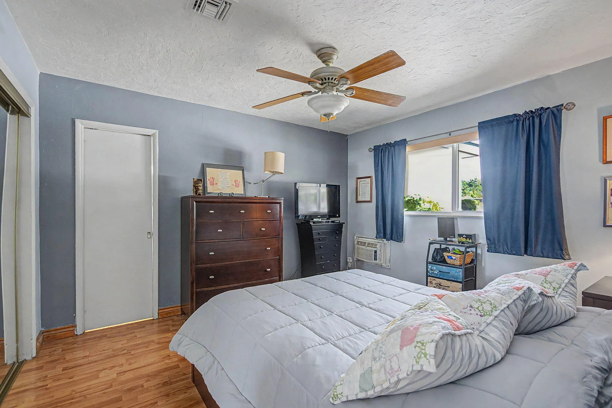 42-web-or-mls-2740-sw-16th-st