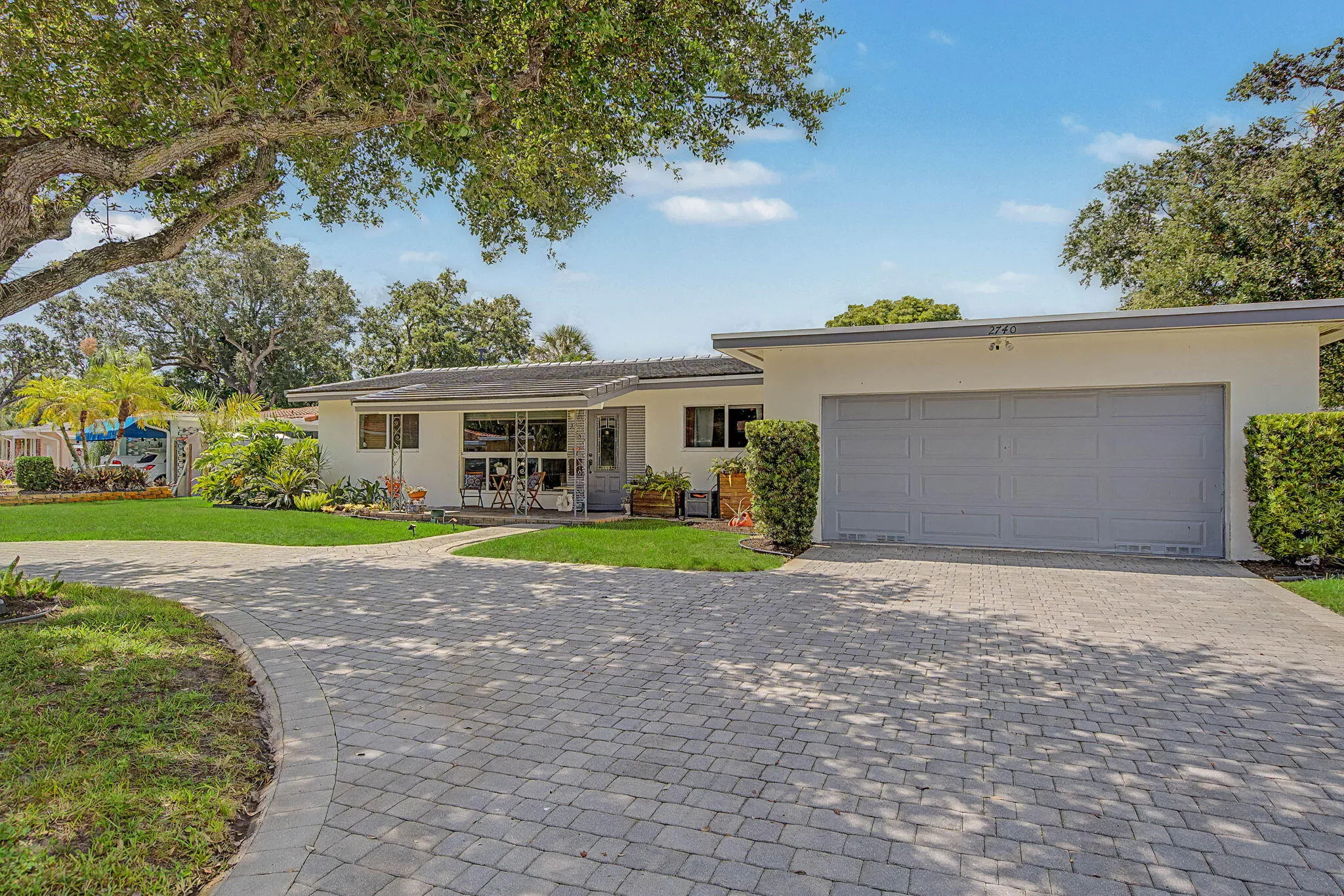 27-web-or-mls-2740-sw-16th-st