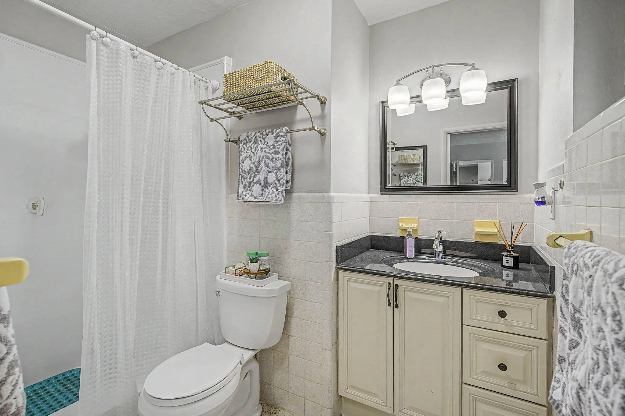 45-web-or-mls-2740-sw-16th-st