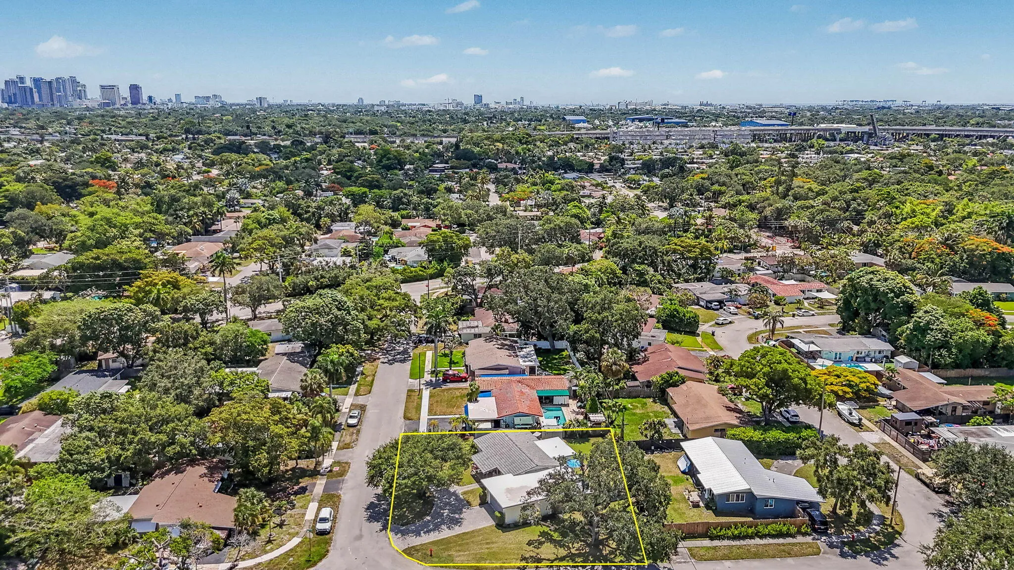 15-web-or-mls-2740-sw-16th-st