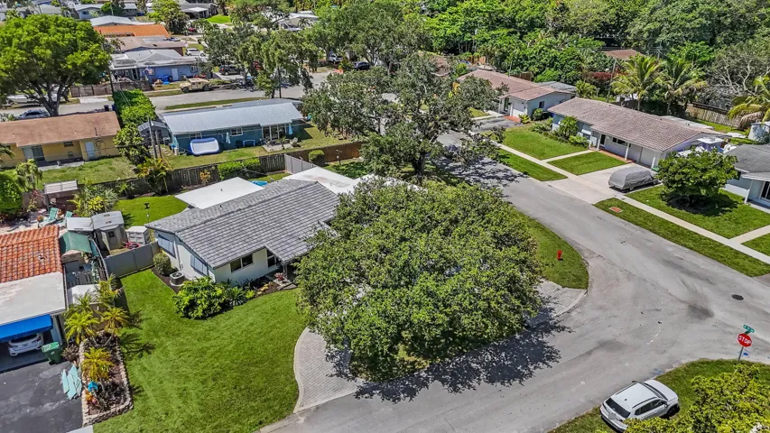 22-web-or-mls-2740-sw-16th-st