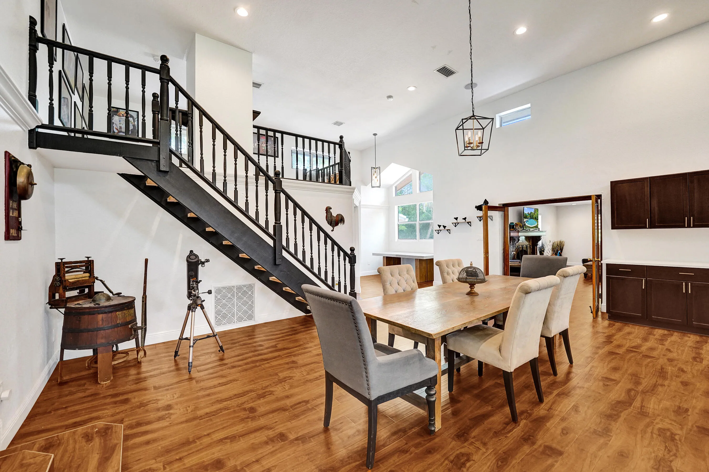 Staircase leads up to loft (unfinished but great as gameroom or den for the kids )