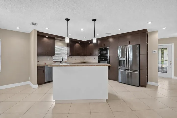 Kitchen with appliances