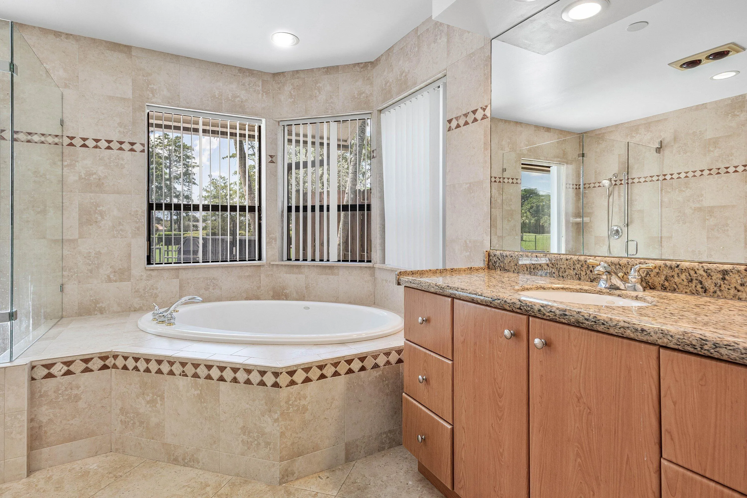 020-10891BocaWoodsLane-BocaRaton-FL-3342