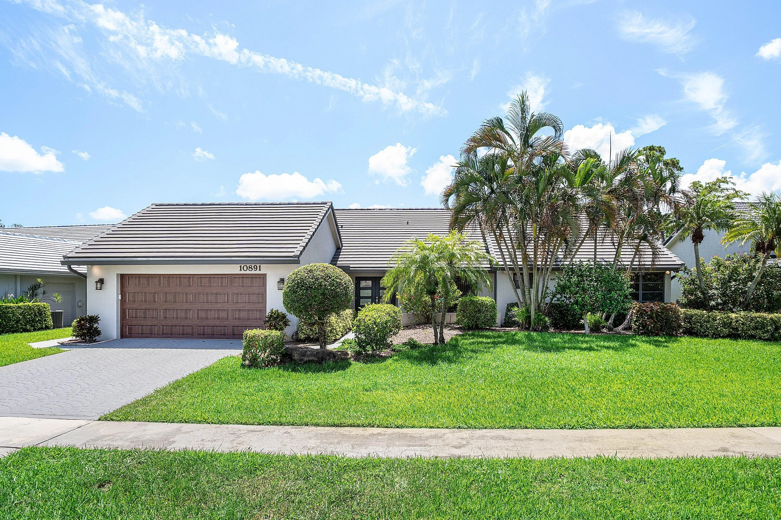 001-10891BocaWoodsLane-BocaRaton-FL-3342
