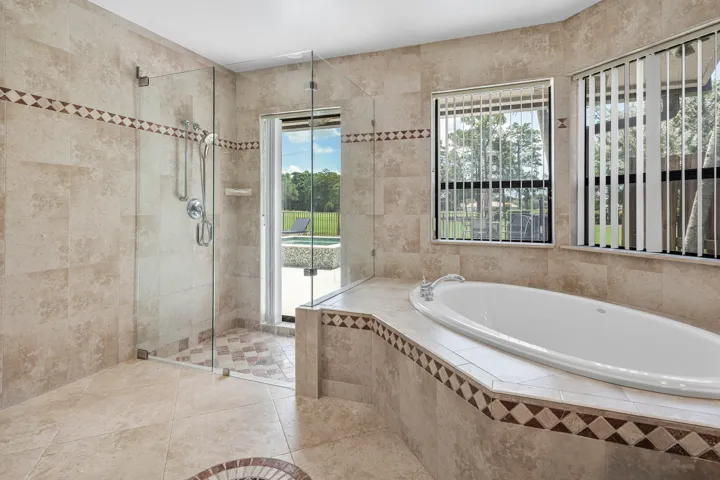 021-10891BocaWoodsLane-BocaRaton-FL-3342