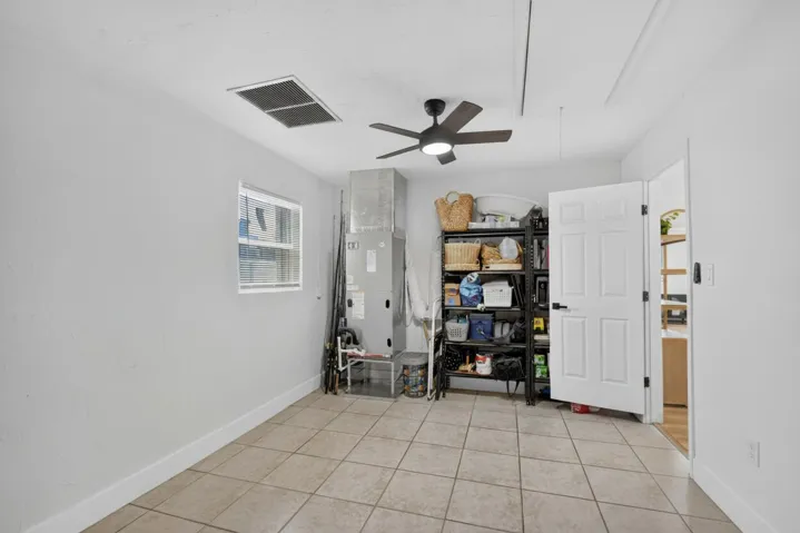 Converted Garage- Bedroom 4
