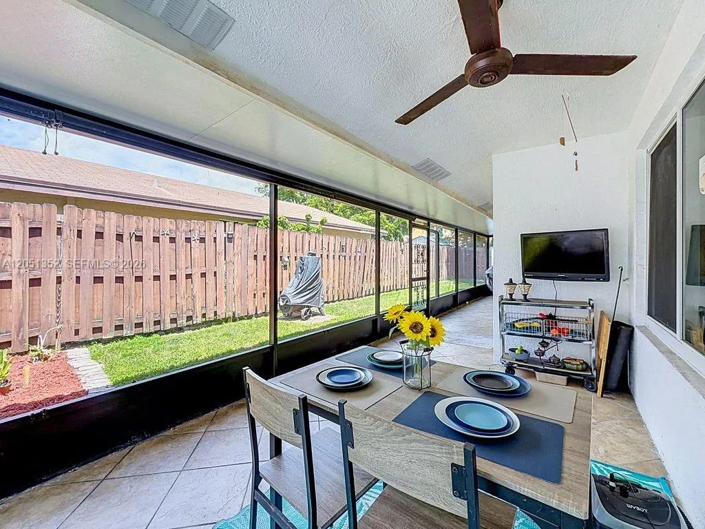 Screened Sun Room