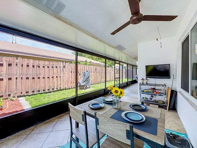 Screened Sun Room