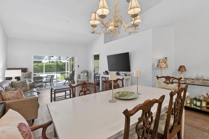Dining/Living Room