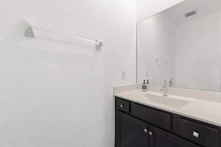 Bathroom in second bedroom