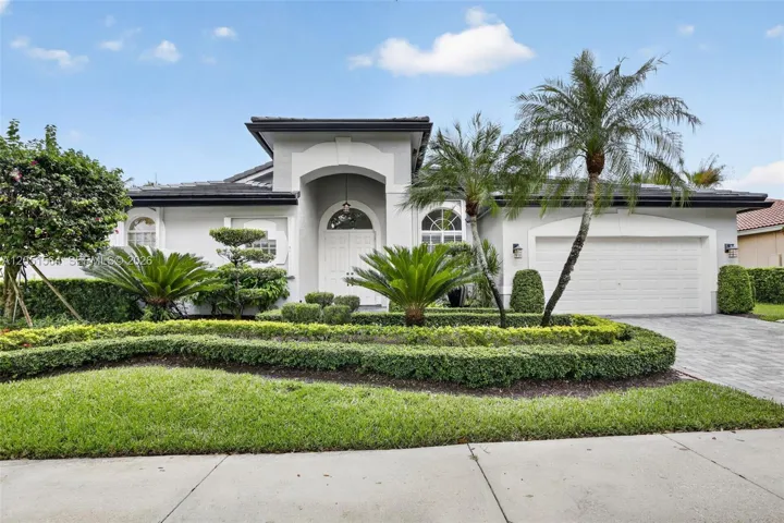 Welcome home - beautiful curb appeal, paved driveway, 2024 Roof