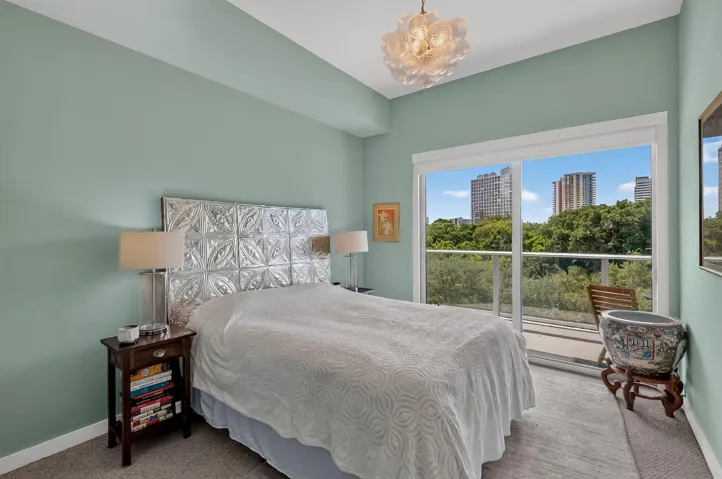 Premier bedroom