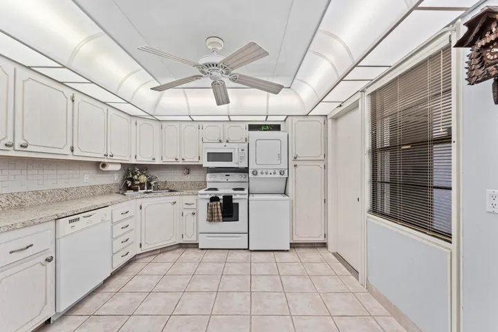 010-501Southwest11thPlace-412-BocaRaton-