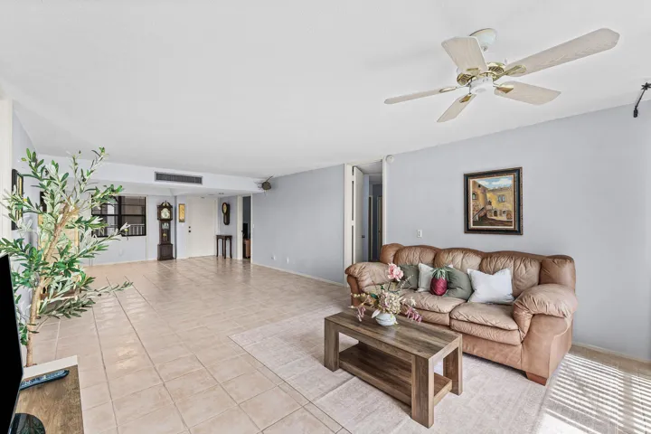 004-501Southwest11thPlace-412-BocaRaton-