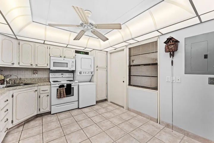 013-501Southwest11thPlace-412-BocaRaton-