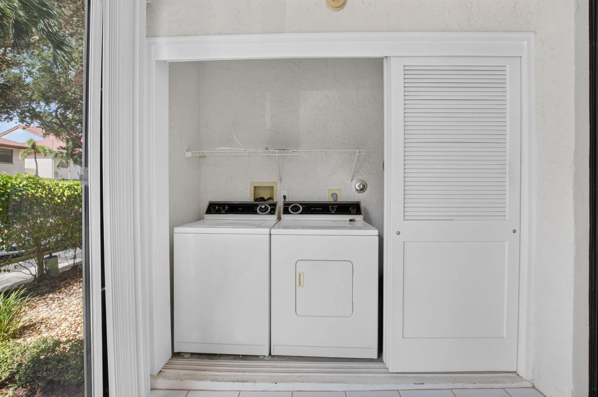 Full-Size Washer & Dryer