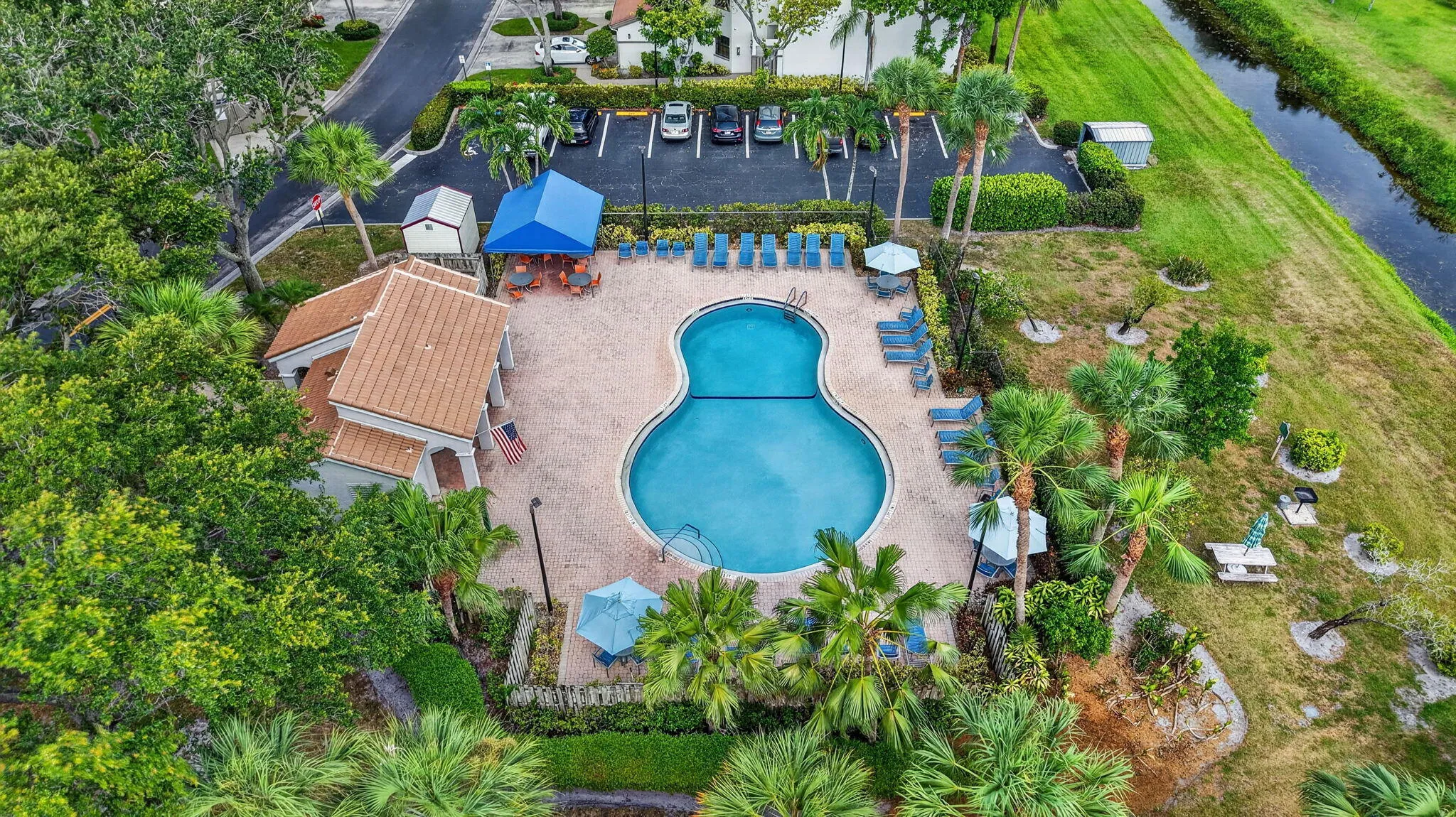 Satellite Pool