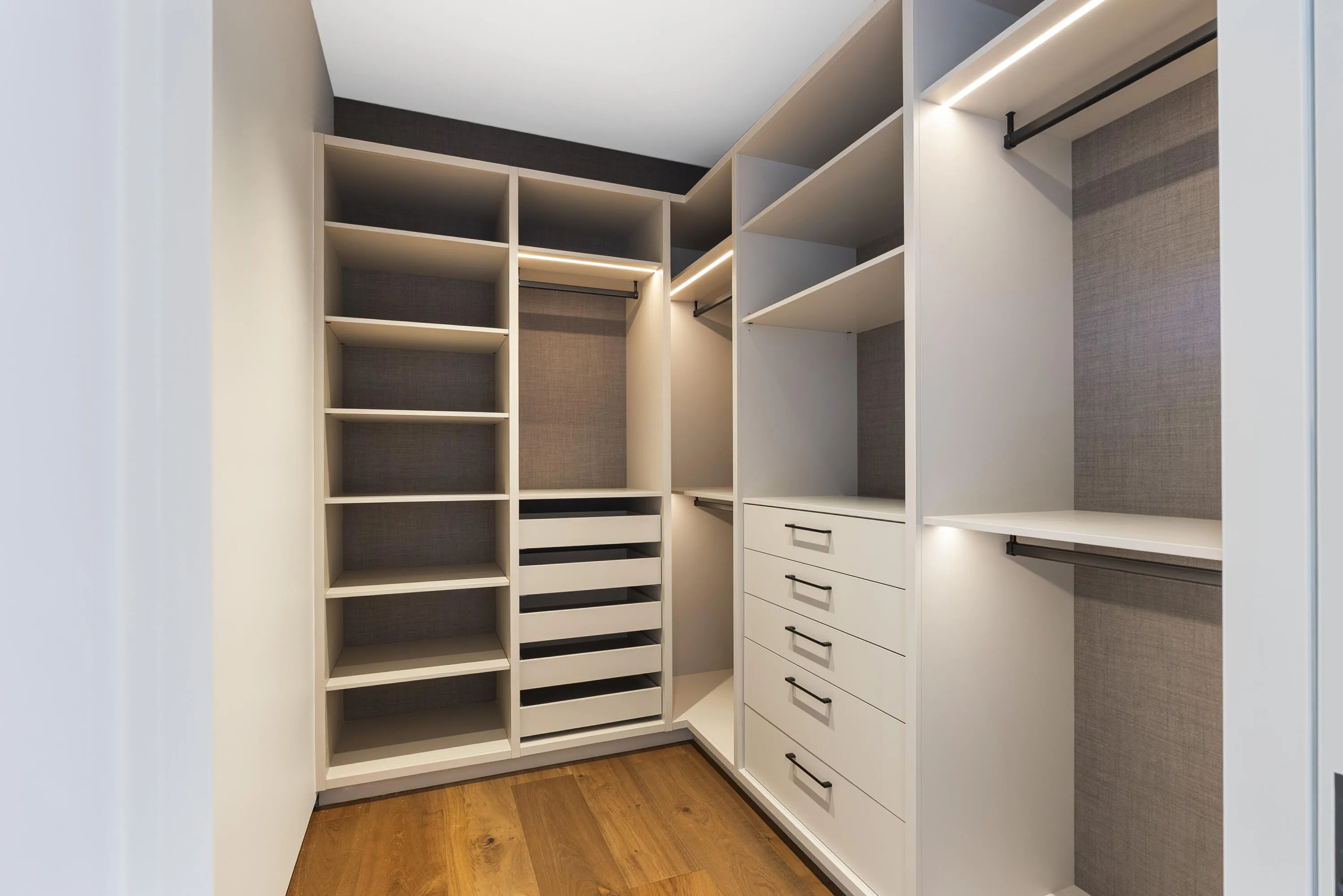 closet 3