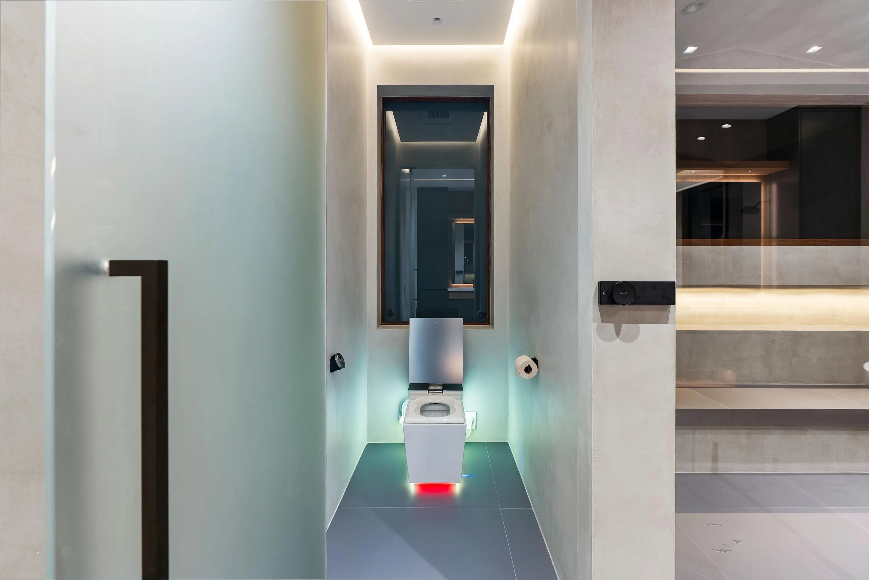 master-toilet3