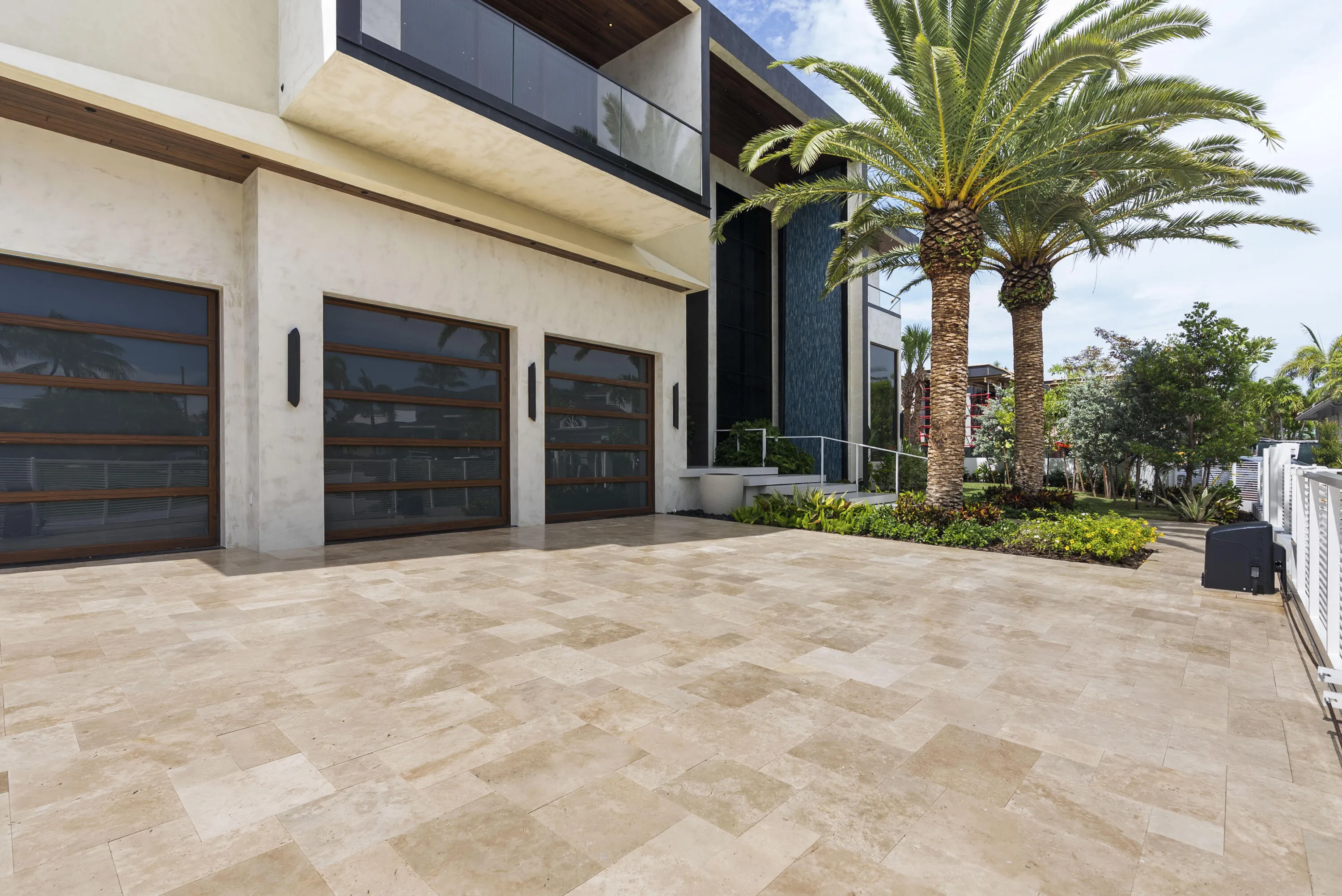 house driveway3