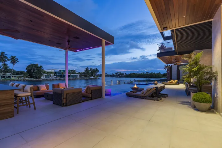 pool deck1