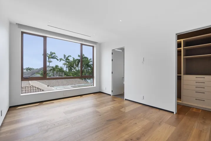 bedroom 4-2