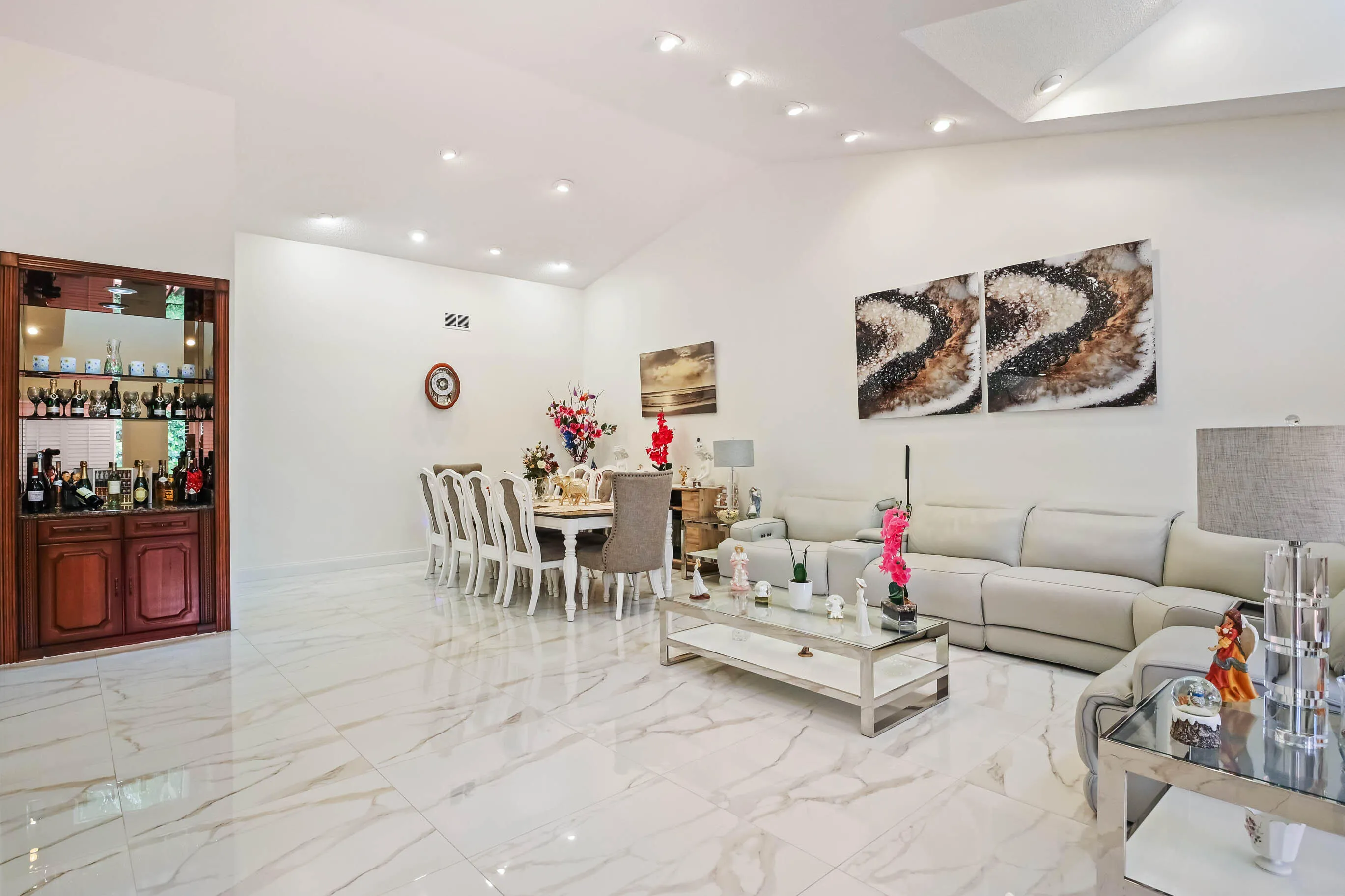 6858 Fountains Circle - MLS - 009