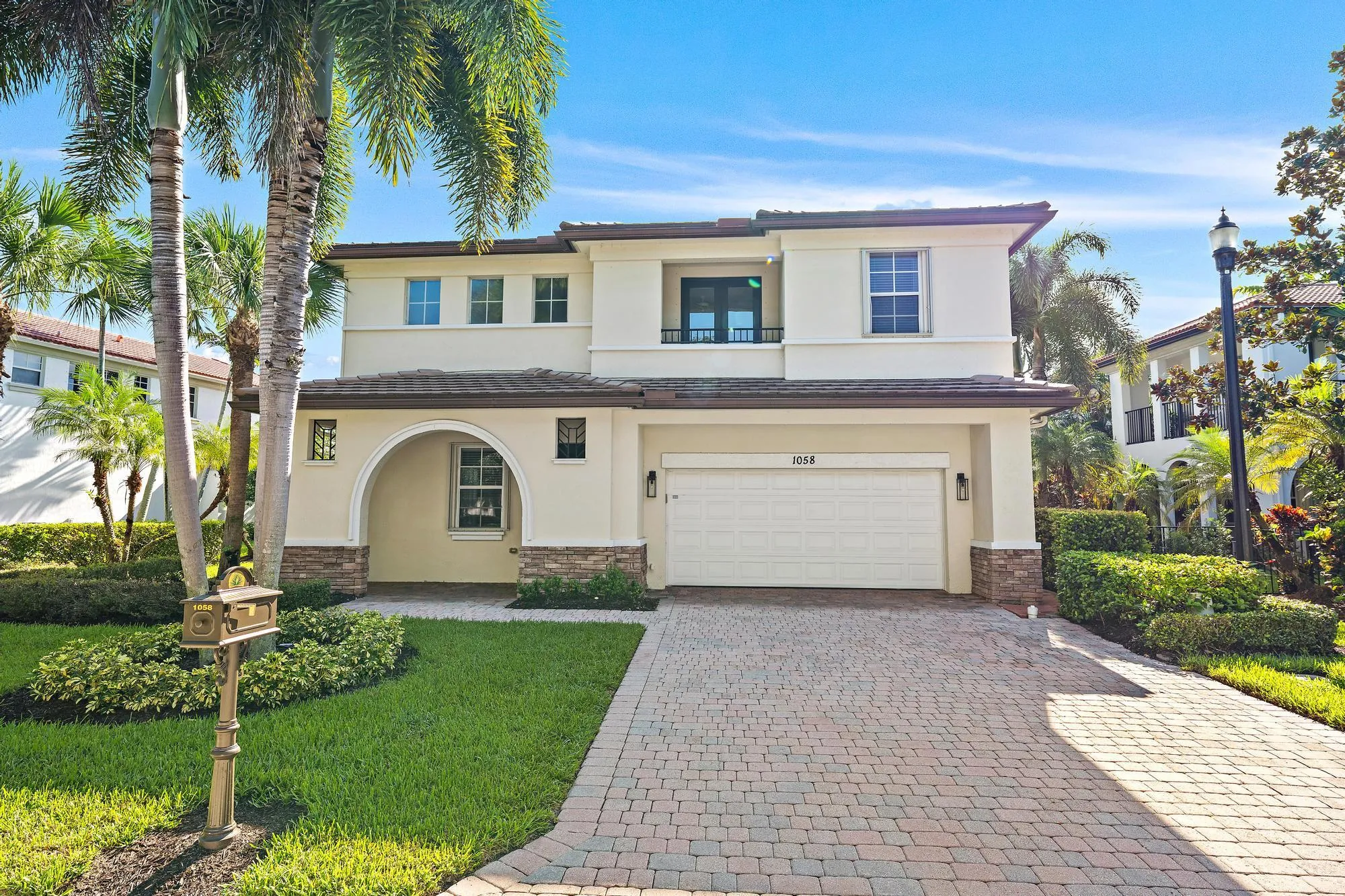 1058 Vintner Blvd-2