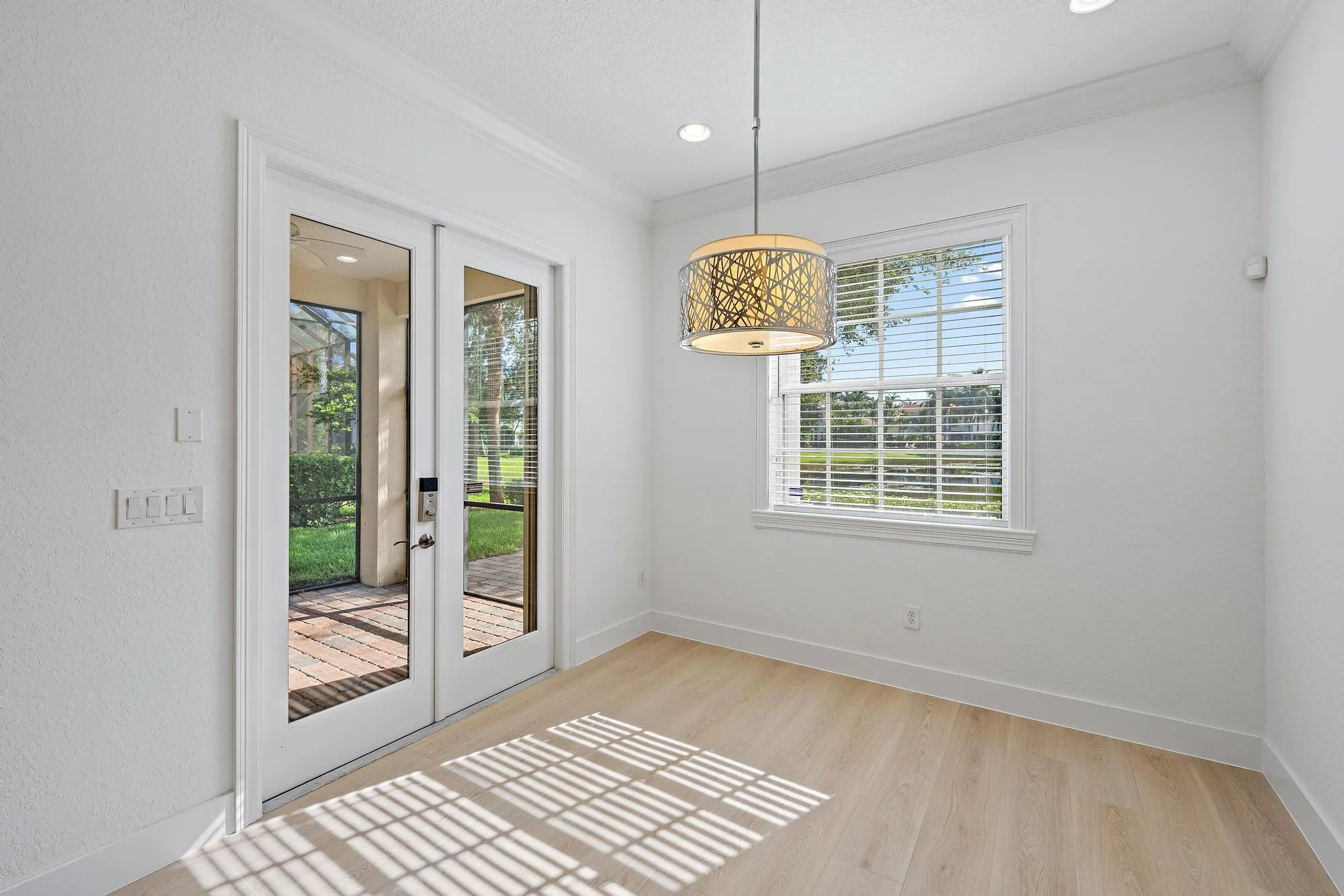 1058 Vintner Blvd-11