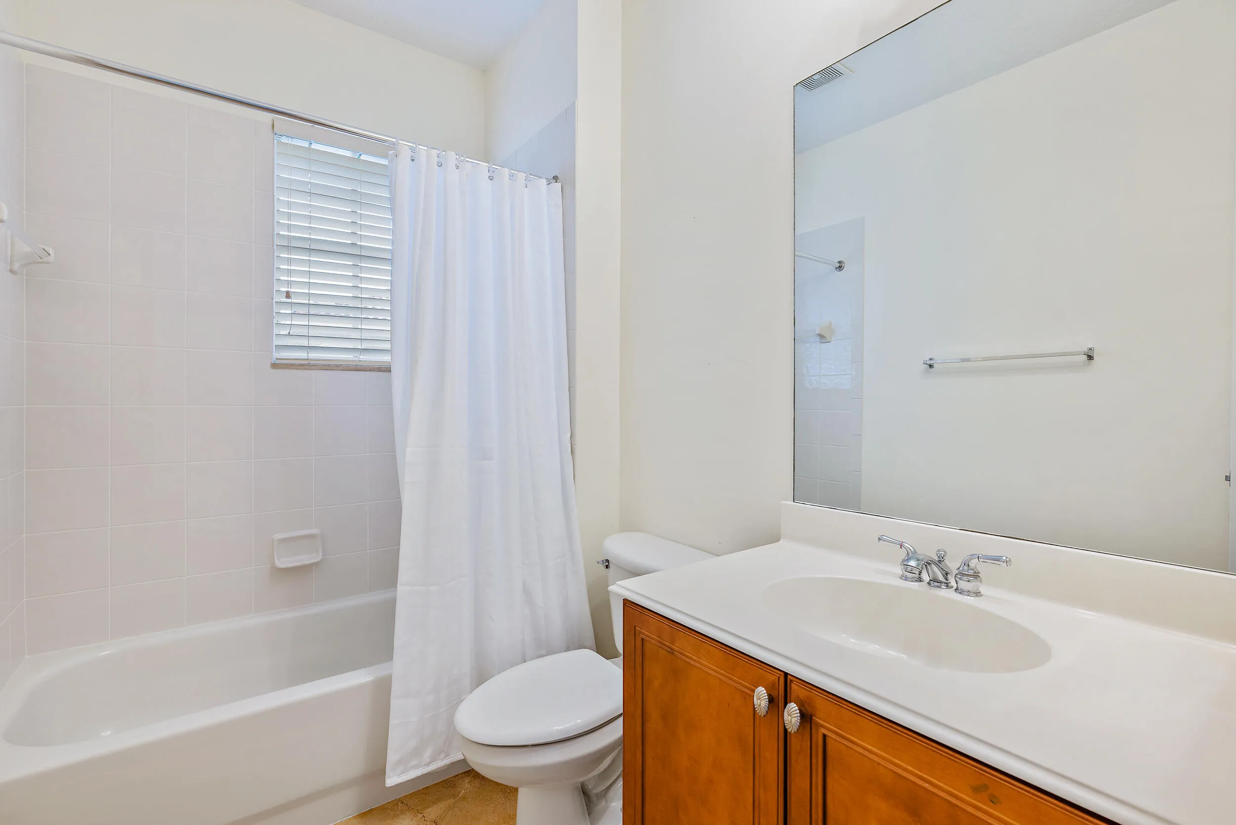 1058 Vinter Blvd MLS-22 (1)