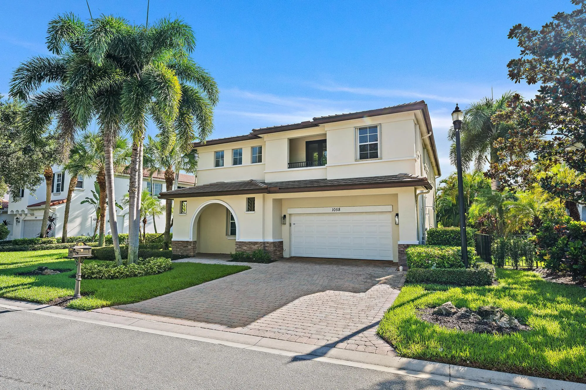 1058 Vintner Blvd-1