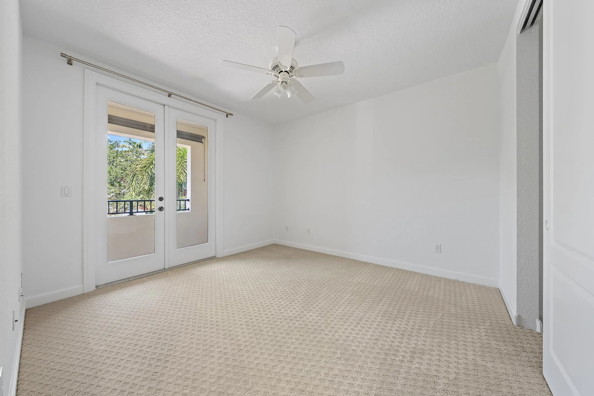 1058 Vintner Blvd-20