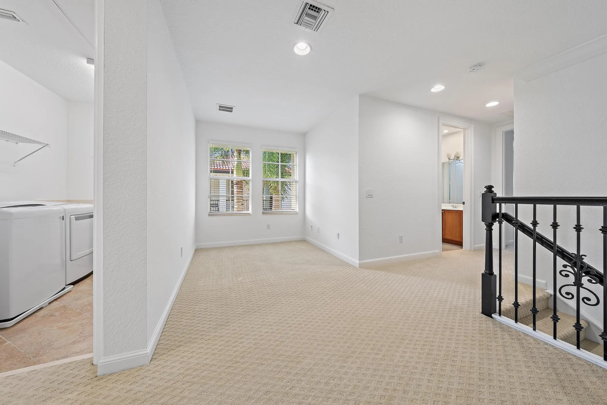 1058 Vintner Blvd-22