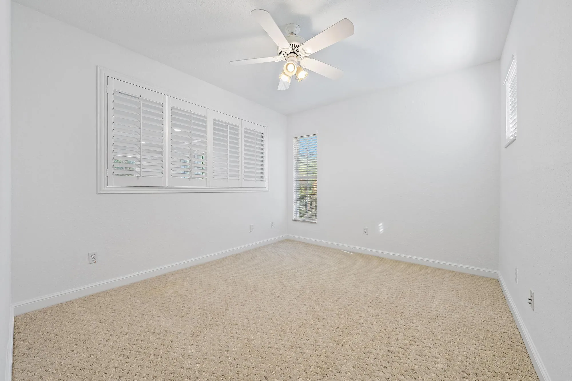 1058 Vintner Blvd-23