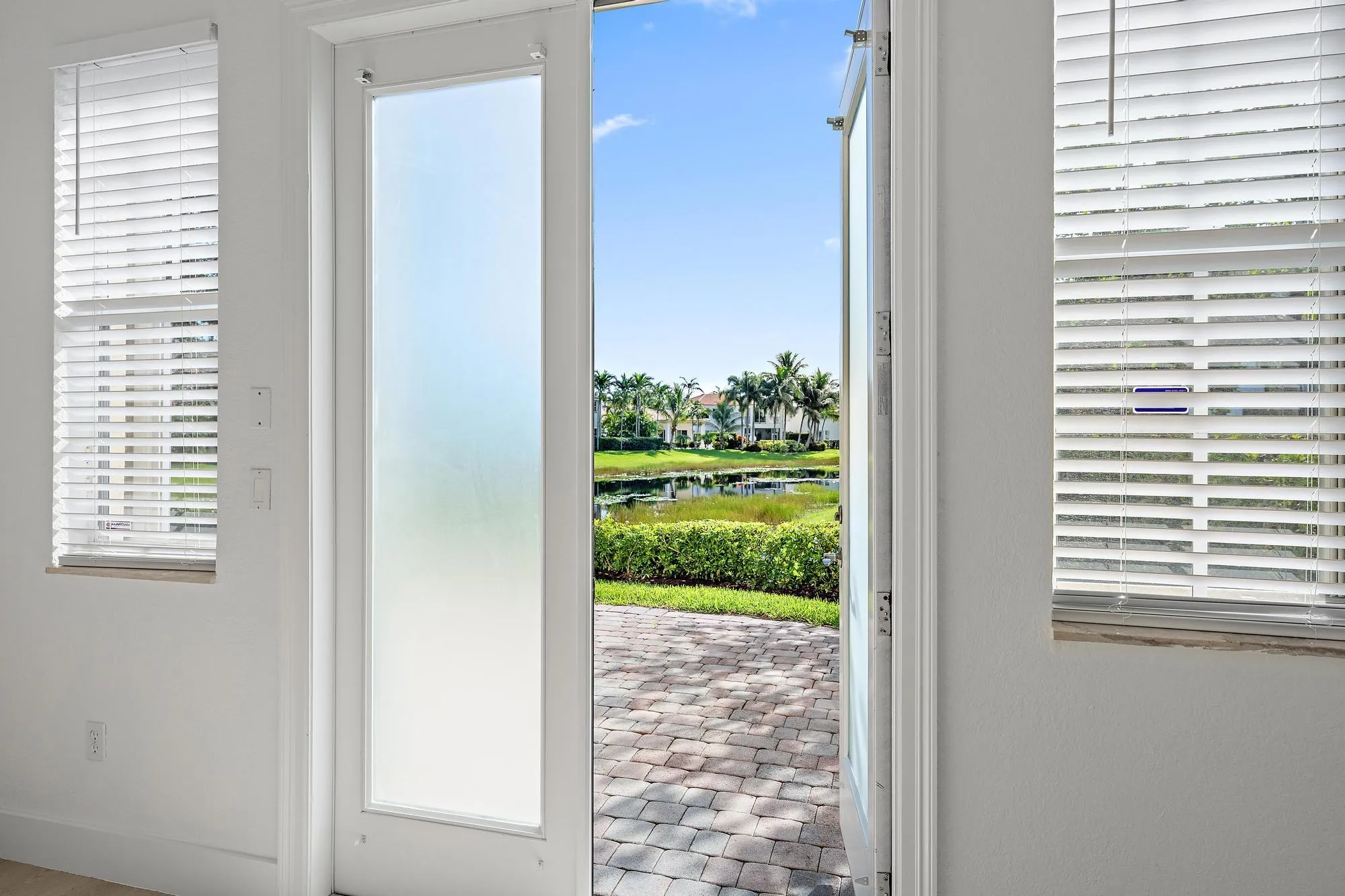 1058 Vintner Blvd-27