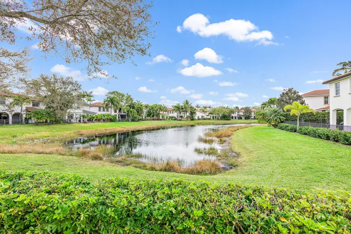 1058 Vinter Blvd MLS-25