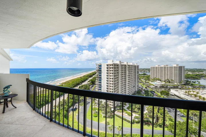 BALCONY VIEW OF OCEAN AND INTRACOASTAL