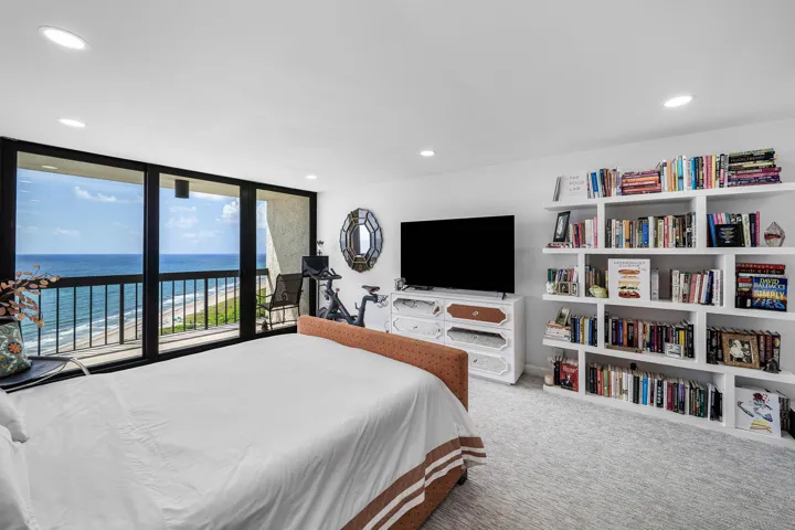 OCEANFRONT PRIMARY RETREAT